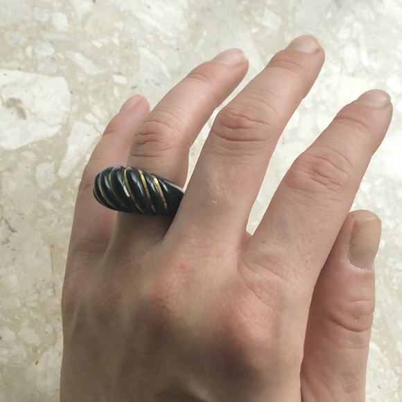 Onyx Yellow Gold Statement Vintage Bubble Dome Enamel Ring - Picture 4 of 15